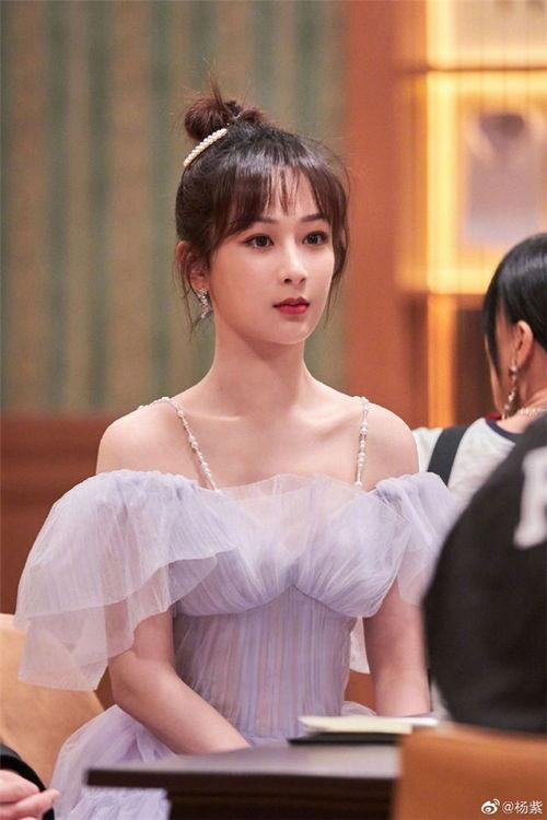 娱乐吃瓜直播杨紫是谁