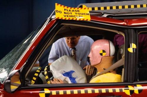 娱乐吃瓜酱汽车假人,汽车假人生涯背后的故事